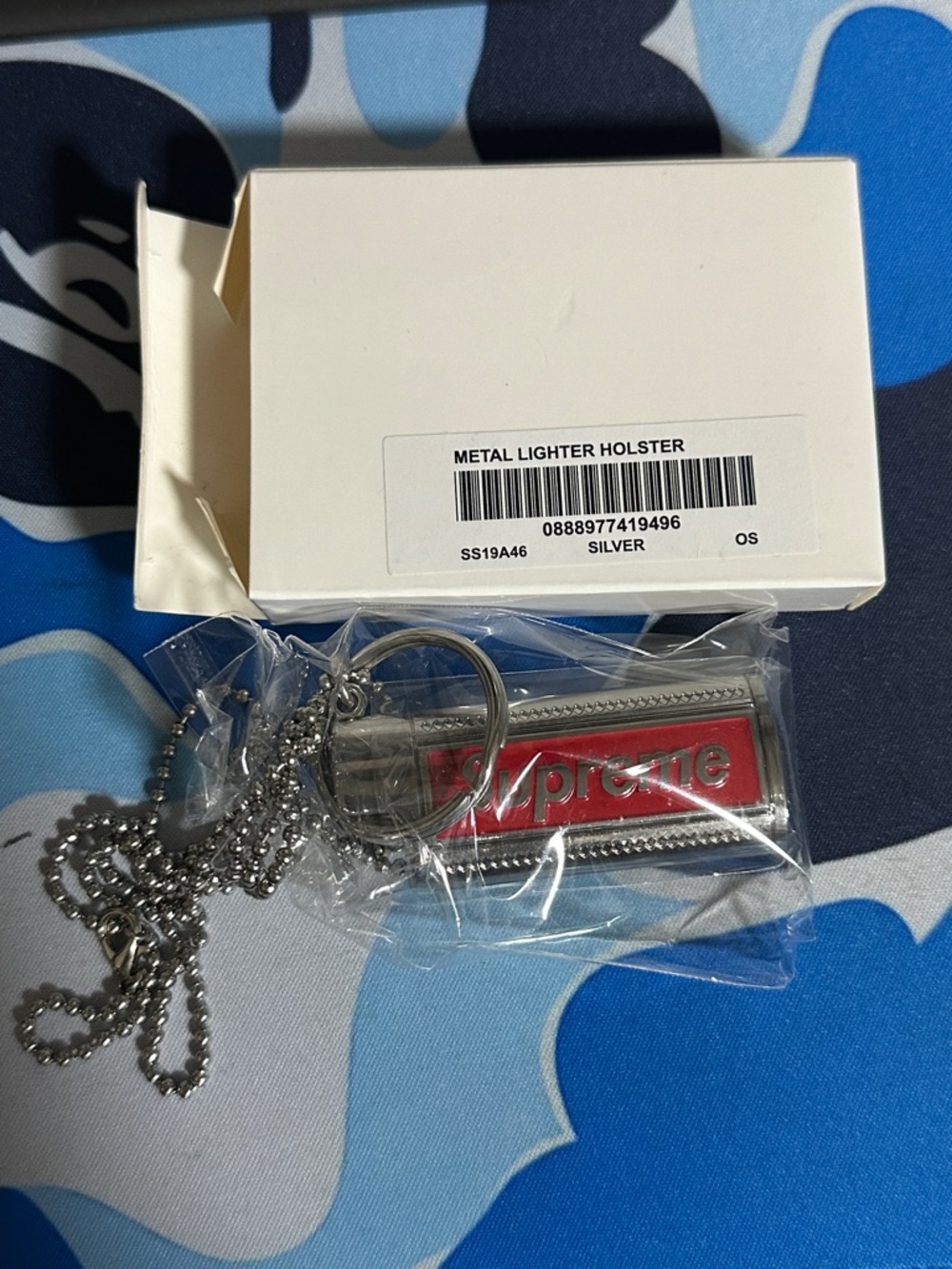 Supreme Metal Lighter Holster Silver Red Logo Keychain SS19 NWT - Picture 2 of 5